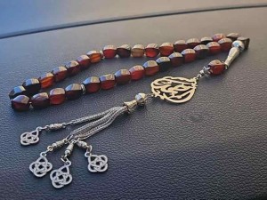 سبحة بالاسم ... أجمل وأثمن هدية تذكارية للرجال