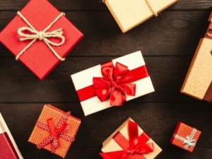 دليلك لأفكار تغليف الهدايا الإبداعية 2024